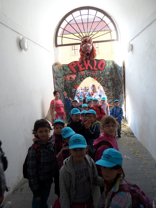 img00011.jpg