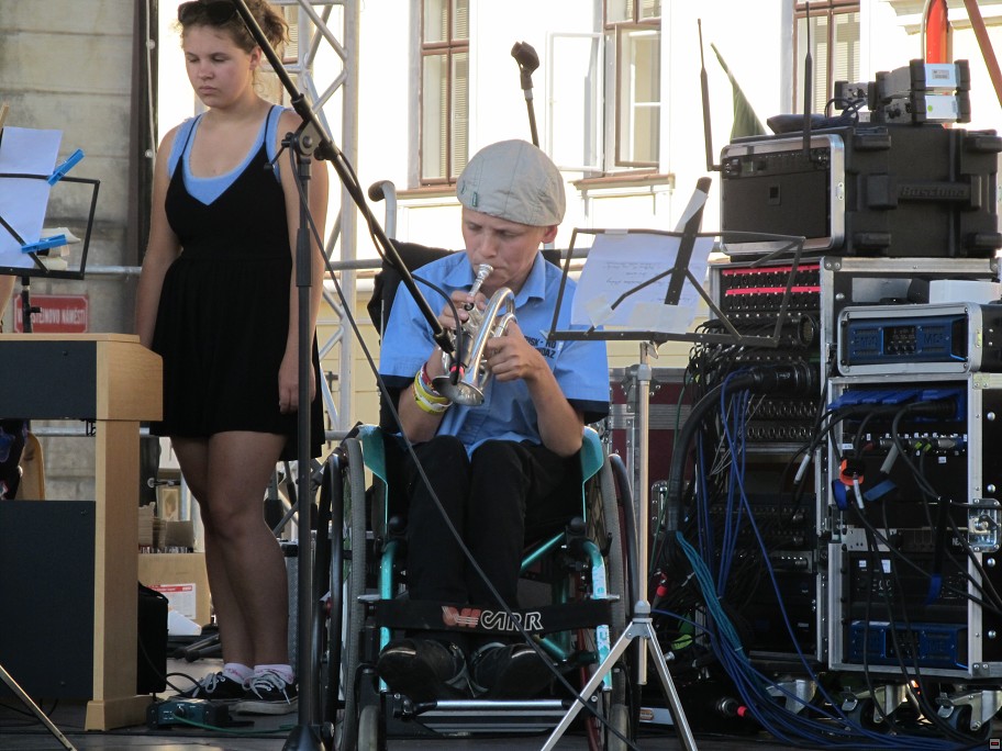 img00006.jpg