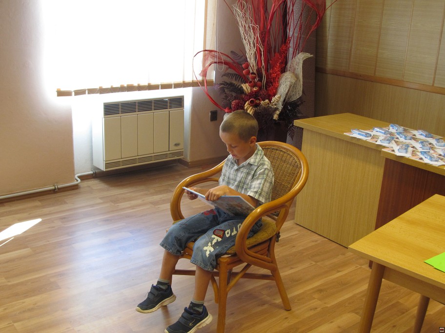img00017.jpg
