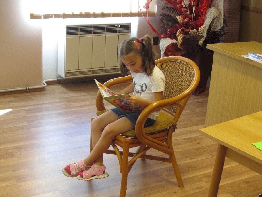 img00018.jpg