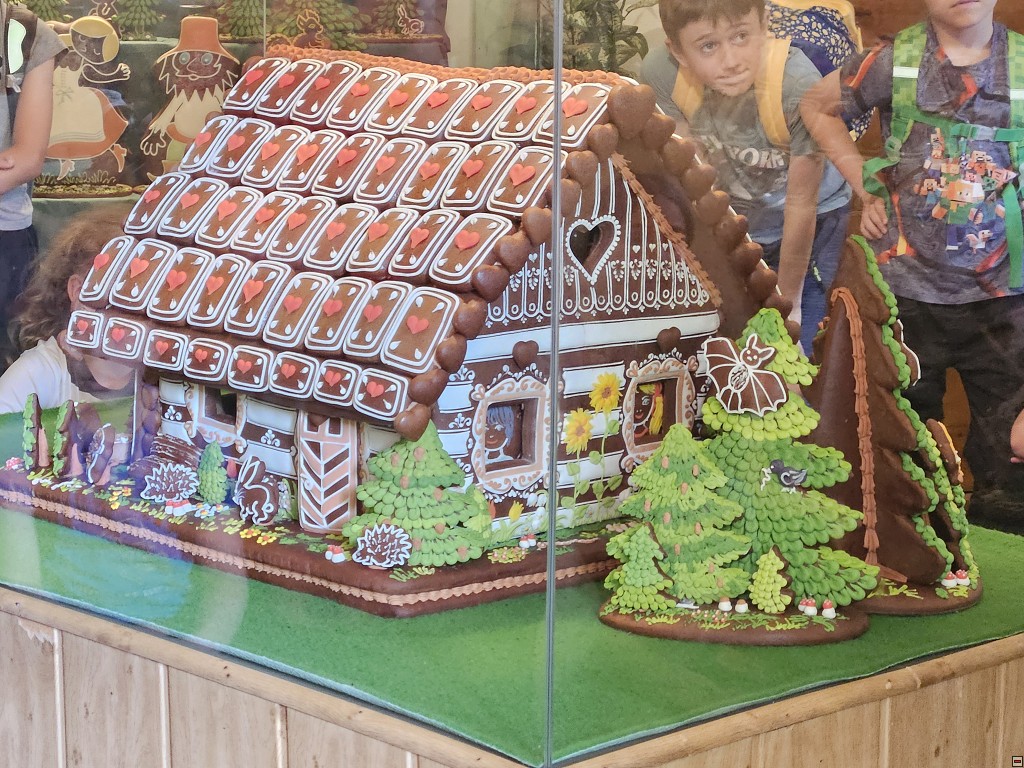 img00020.jpg