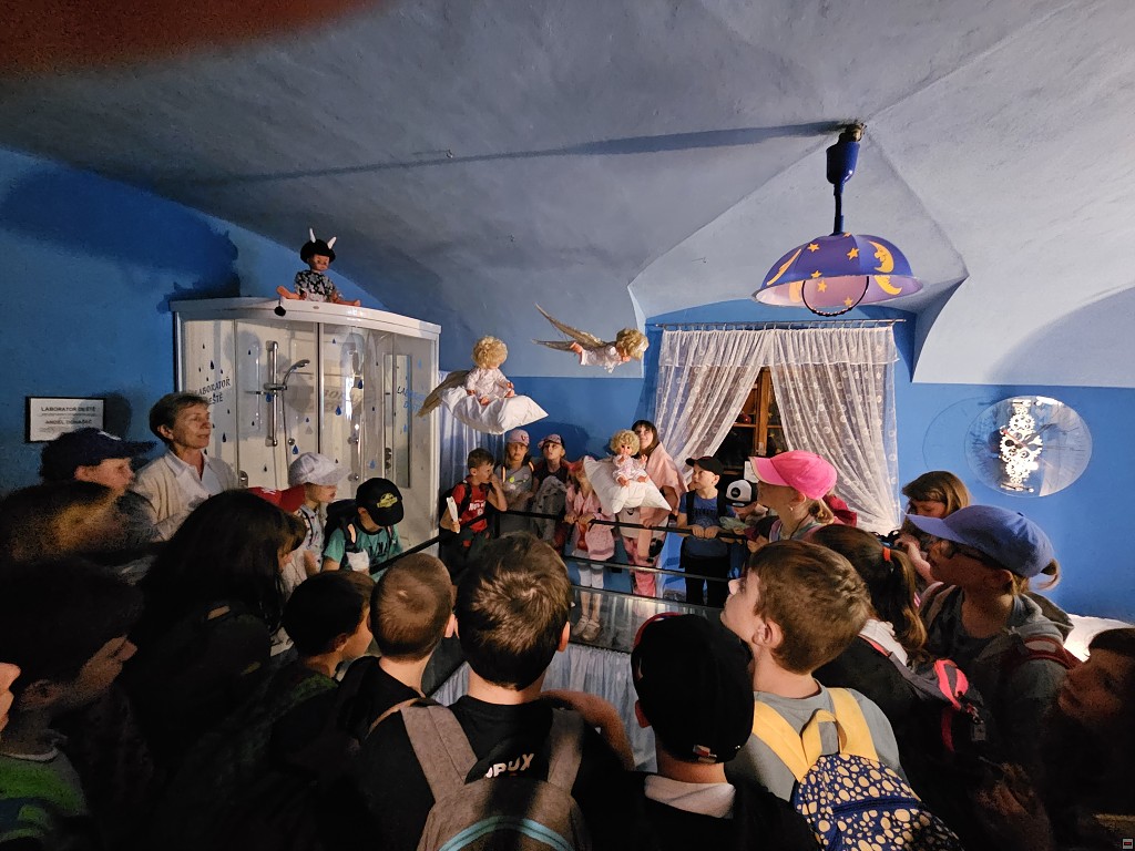 img00040.jpg